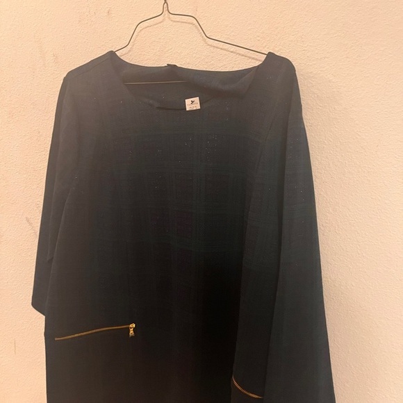 Navy Plaid  top with Gold Zipper Accent - Picture 3 of 12